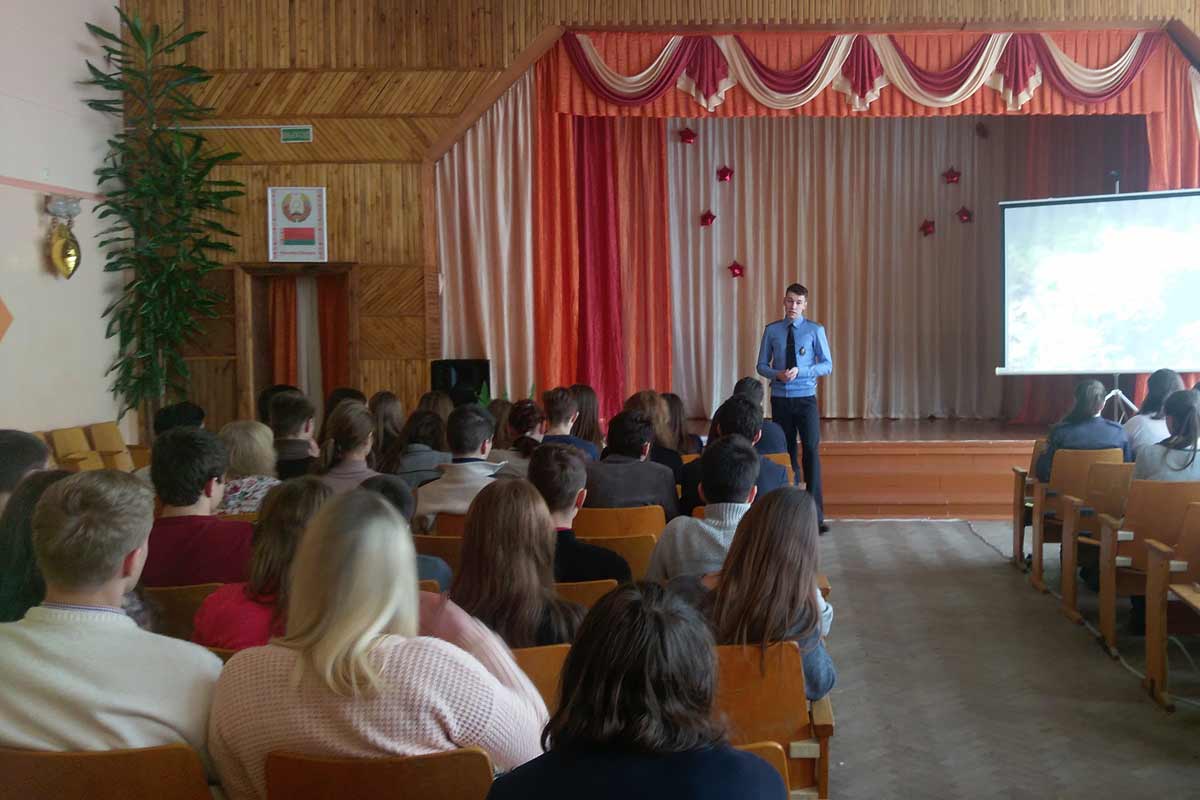 Representatives of the Academy visited the schoolchildrens